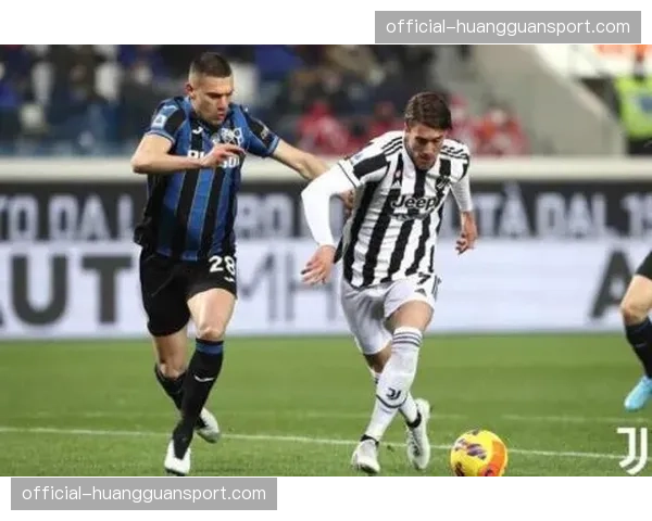 弗拉霍维奇禁区外世界波破门，帮助尤文图斯打破僵局。