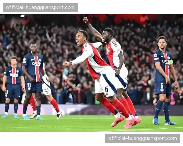 半场战报:阿森纳1-0领先,萨卡内切射门打入本赛季个人欧冠第五球 半场战报:阿森纳1-0领先,萨卡内切射门打入本赛季个人欧冠第五球